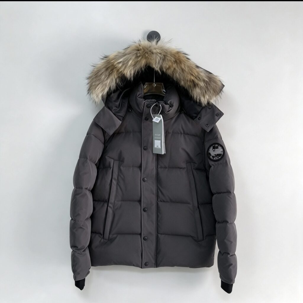 Grey CG coat with fur Black badge